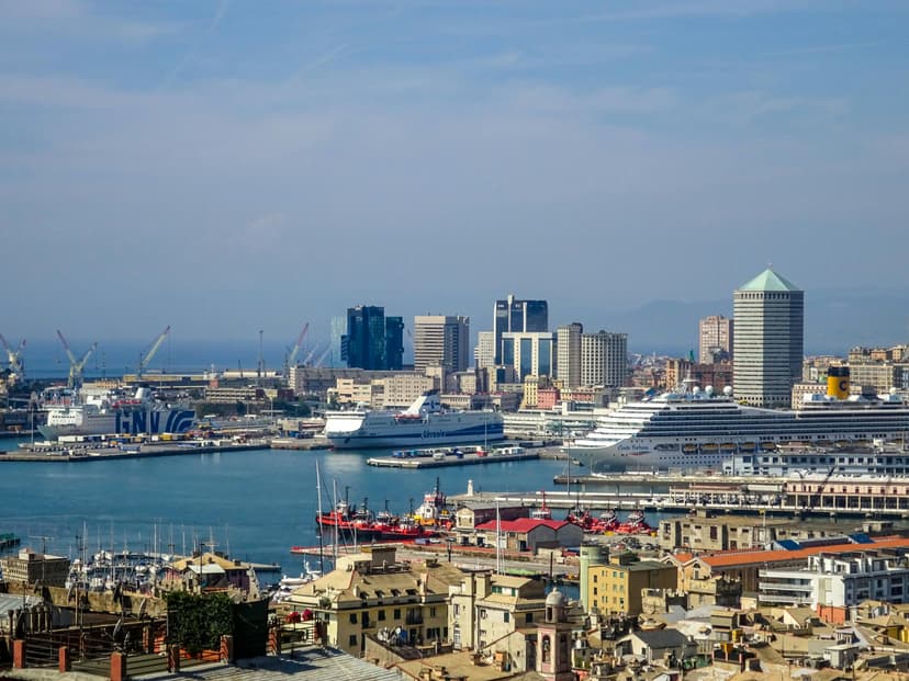 Génova y sus panoramas: 5 lugares desde los que admirar la ciudad desde las alturas